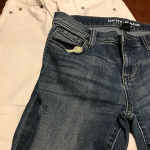 2 size 0 jeans white and denim